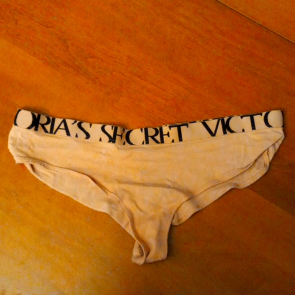 Victoria secret panties sz m